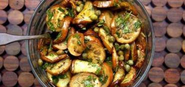 AUBERGINES MARINÉES À L'HUILE D'OLIVE