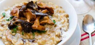 RISOTTO AUX CHAMPIGNONS À L'HUILE D'OLIVE