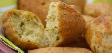 MADELEINES SALÉES OLIVES, BASILIC ET HUILE D'OLIVE
